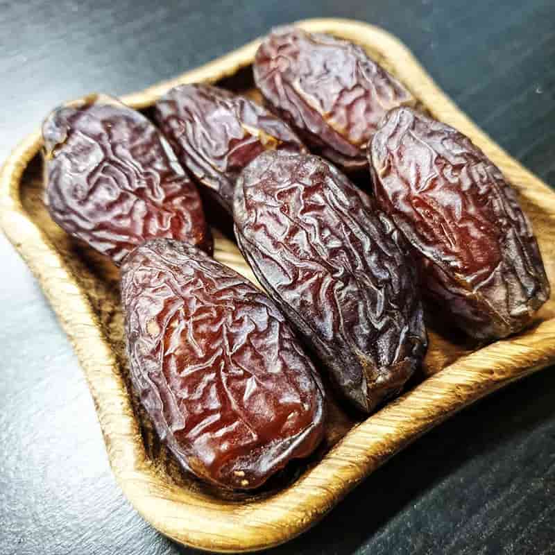 خرید و قیمت خرما پیارم درجه ۲ + فروش عمده